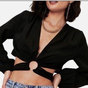 O-ring Detail Crop Top